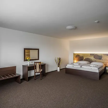 Na Farmě Hotel 3*